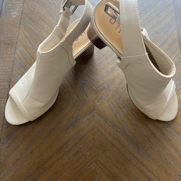 UNISA - Picture 2 of 7